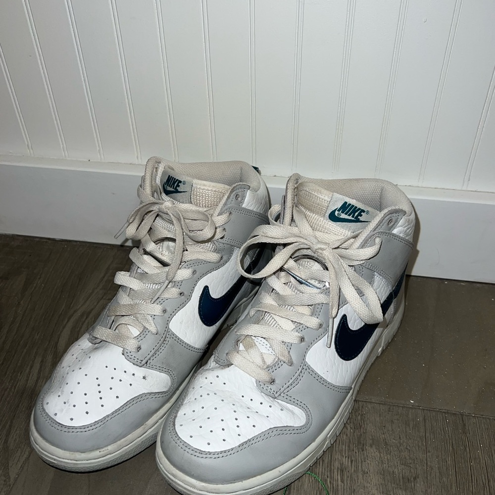 Nike Dunk High - image 3